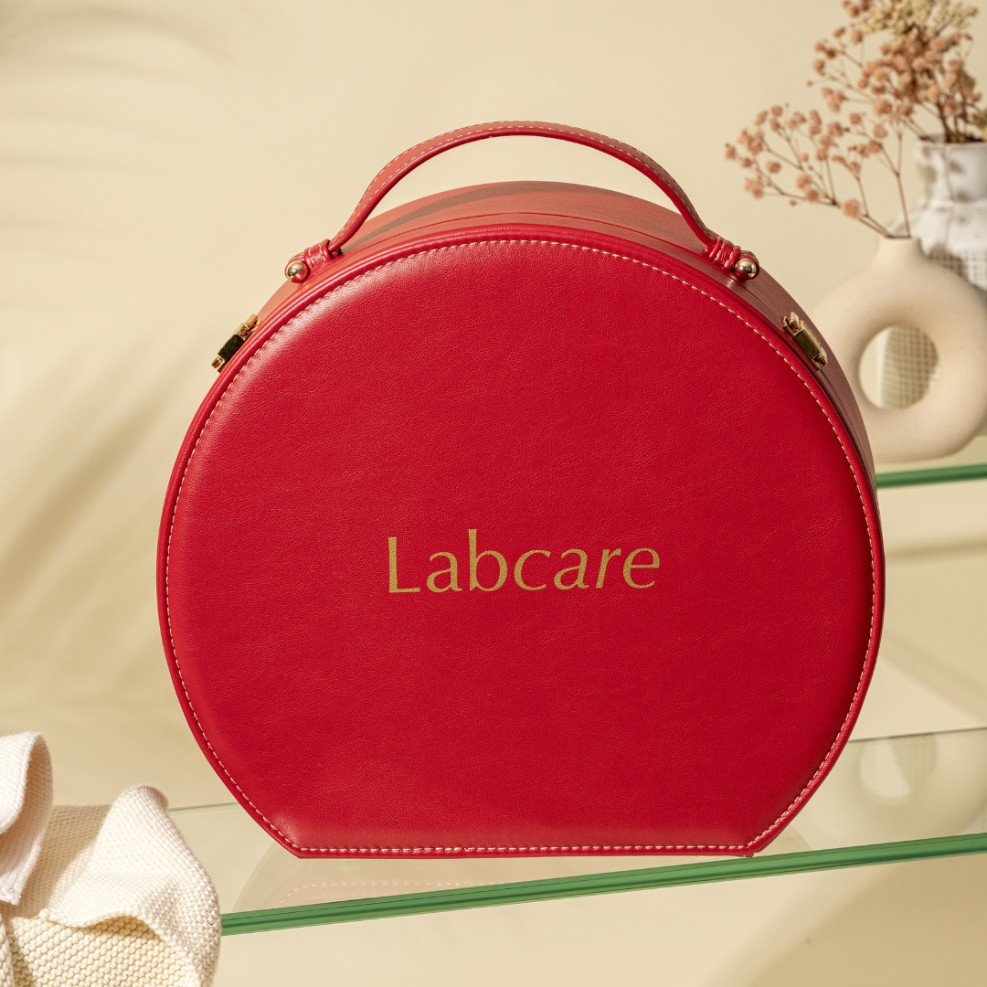 Travel Vanity Case + MISCELA PEPTIDICA OCCHI in regalo.